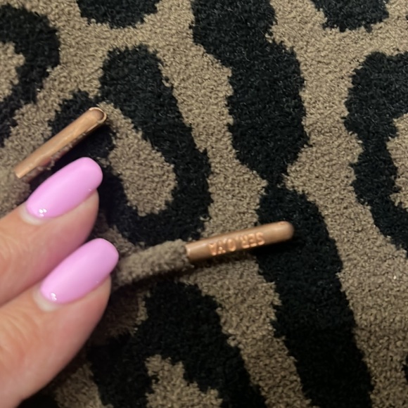 Ser.o.ya Gunner Short in Cheetah Jaquard - Picture 5 of 7